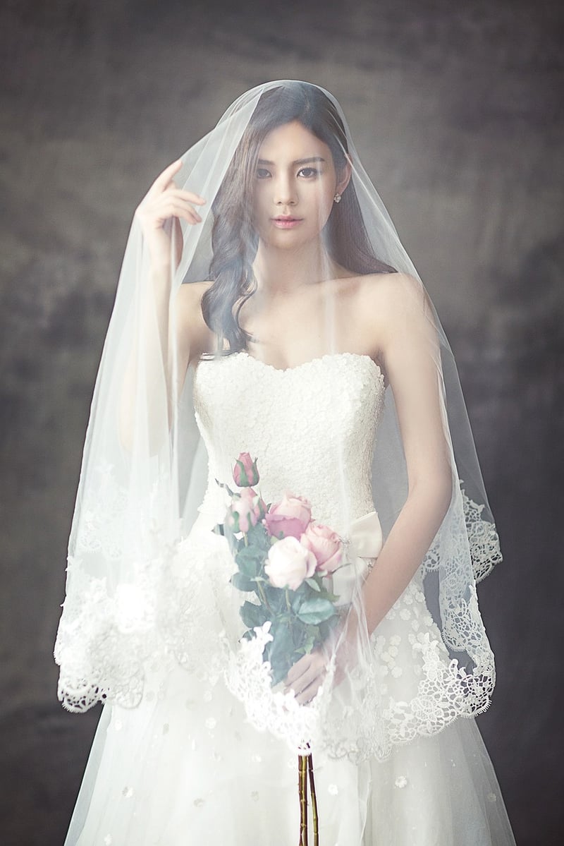Bridal Clutch